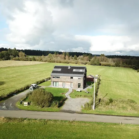 Le Hurlement Du Loup Bed and Breakfast Tailles