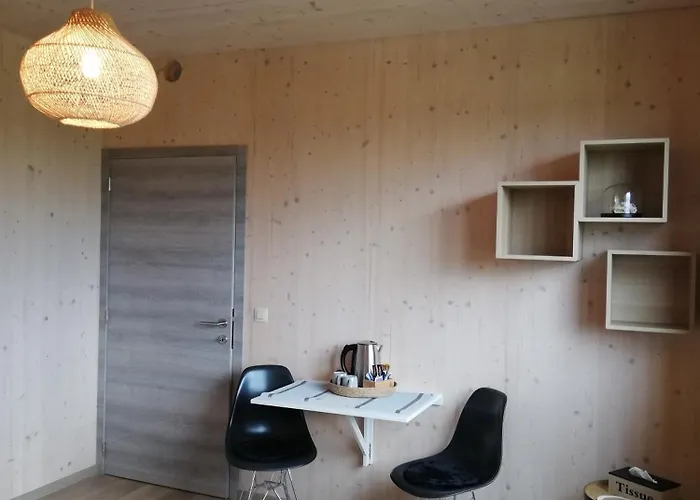 Le Hurlement Du Loup Bed & Breakfast 3*