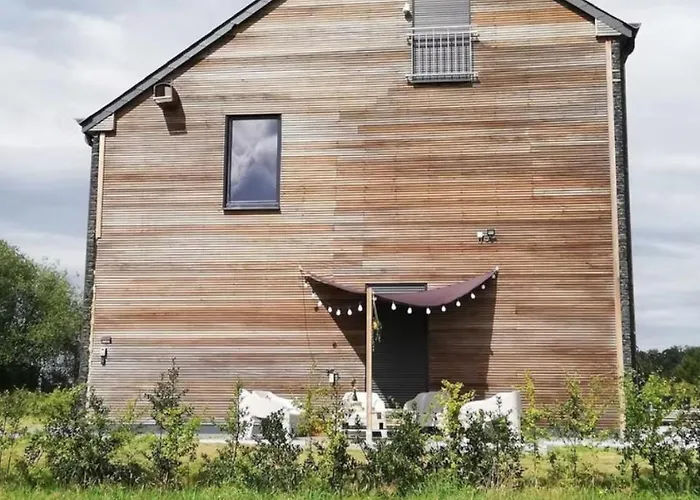 Le Hurlement Du Loup Bed & Breakfast 3*